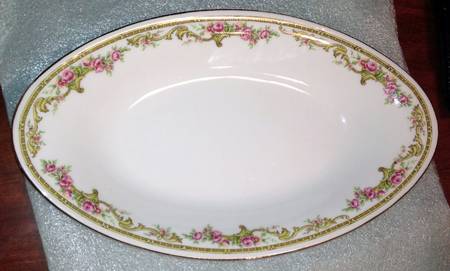LIO12 by Limoges Florale