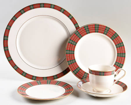 Winter Greetings Plaid 5 Piece Place Setting by Lenox