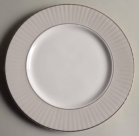 Pleated Colors Grey Dinner Plate