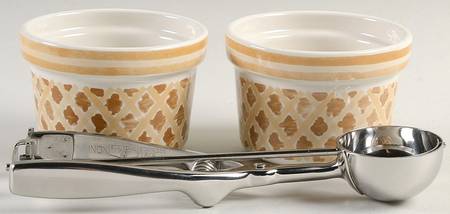 Deco Dot Black Two Scoops Bowl & Scoop Set
