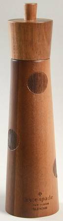 Deco Dot Black Wood Pepper Grinder