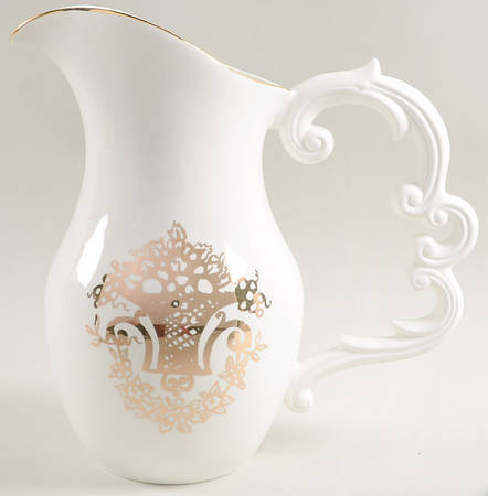 Autumn Studio 64 Oz Pitcher