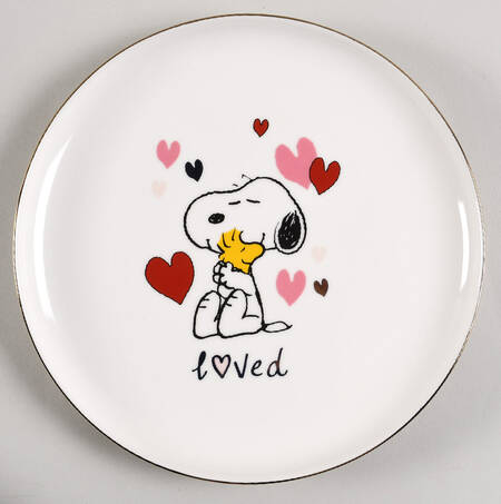 Snoopy Valentine's Day Accent Salad Plate