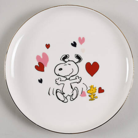 Snoopy Valentine's Day Accent Salad Plate