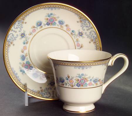 Footed Cup & Saucer Set