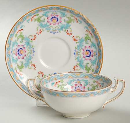 B833 Footed Bouillon Cup & Saucer