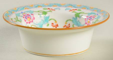 B833 Ramekin