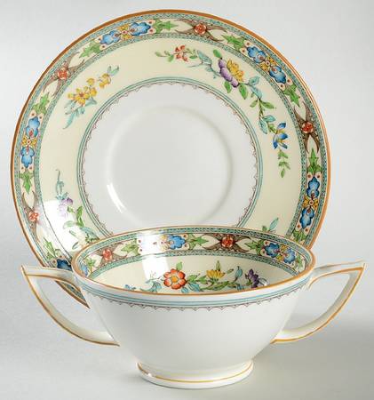 Berkeley Footed Bouillon Cup & Saucer