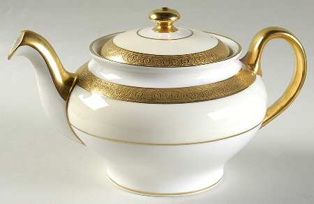 Buckingham Small Teapot & Lid