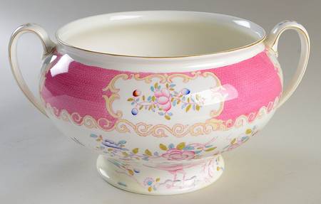 Cockatrice Pink (Smooth, Wreath Backstamp) Tureen No Lid
