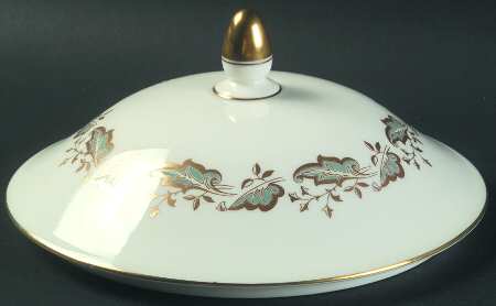 Corinthian Lid for Round Vegetable