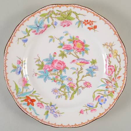 Cuckoo (Smooth, White, Wreath Bkstp) Luncheon Plate