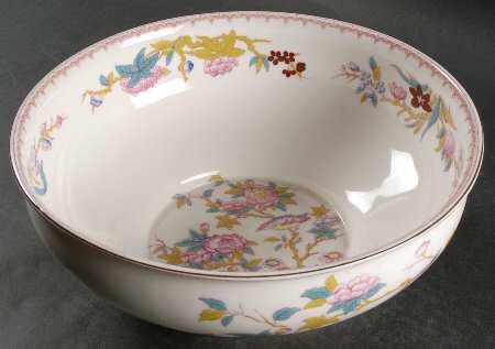 Cuckoo (Smooth, White, Wreath Bkstp) 9" Salad Serving Bowl