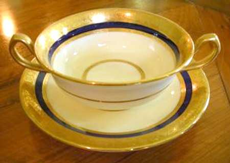 H4201 Flat Cream Soup Bowl & Saucer Set