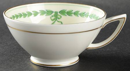 Lyre Green Footed Cup