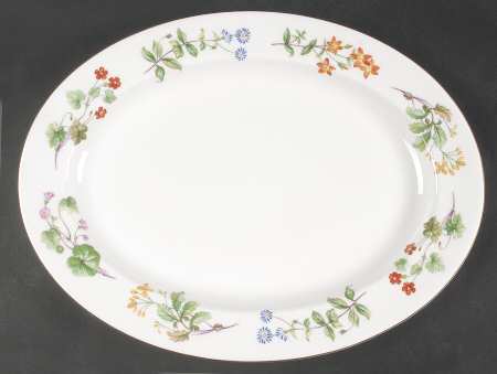 Meadow Smooth 16" Oval Serving Platter