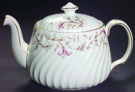 Moorland Teapot & Lid
