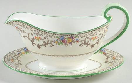 Shaftesbury Gravy Boat & Underplate/Relish