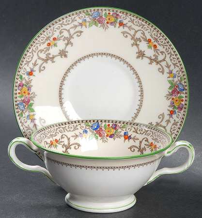 Shaftesbury Footed Bouillon Cup & Saucer
