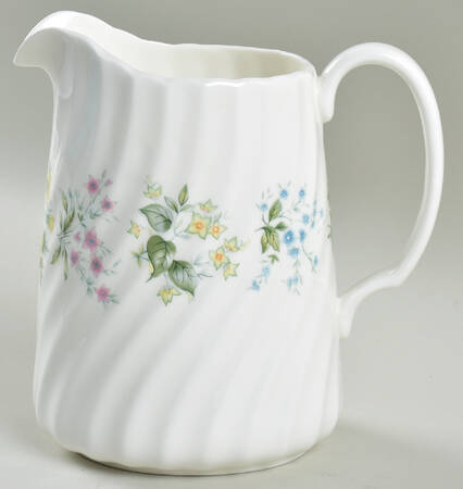 Spring Valley 24 Oz Pitcher
