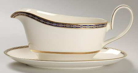 St. James Gravy Boat & Underplate