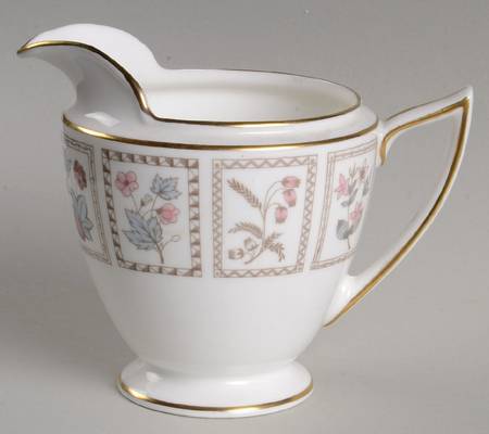 Tapestry (Gold Trim) Creamer