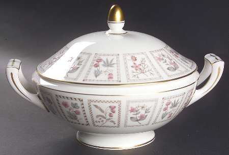 Tapestry (Gold Trim) Round Covered Vegetable