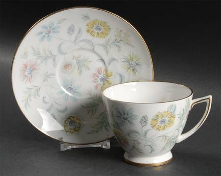 Vanessa Footed Cup & Saucer Set