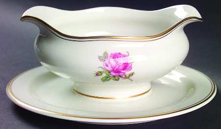 Manor Rose Gold Gravy Boat with Attached Underplate