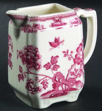 Manchu Pink Square Fan Creamer