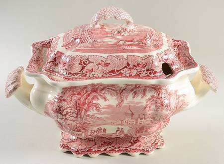 Vista Pink (No Trim) Large Bedford Tureen & Lid