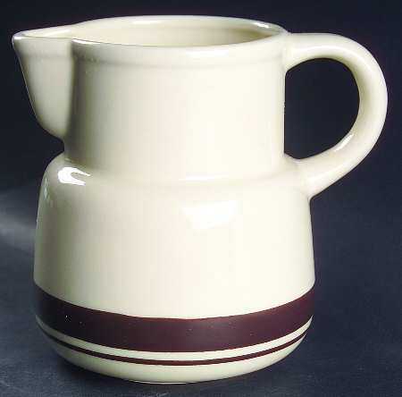 MCC2 32 Oz Pitcher
