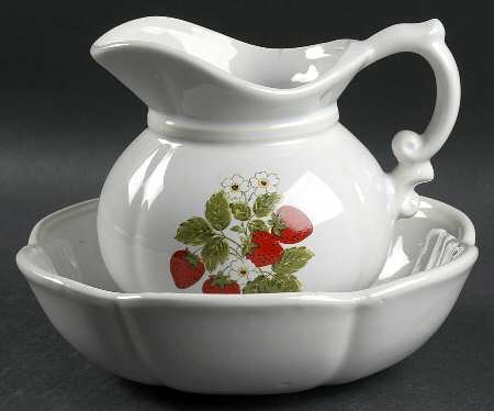 Strawberry Country Small Pitcher & Bowl Set