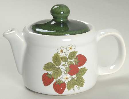 Strawberry Country Individual Teapot & Lid