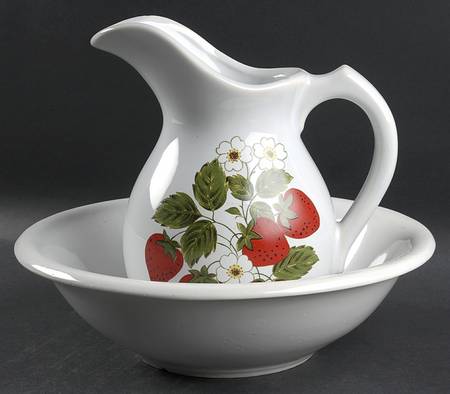Strawberry Country 64 Oz Pitcher and Bowl Set