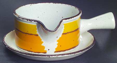 Sun Round Gravy Boat & Underplate