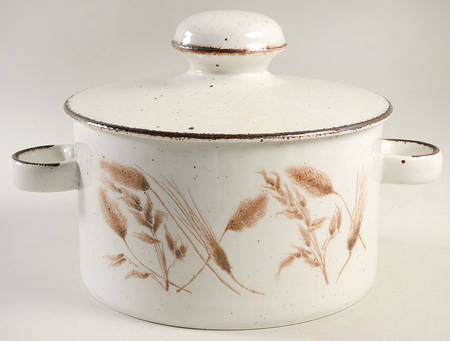 Wild Oats Stonehenge 2 Qt Round Covered Casserole by W R Midwinter Ltd