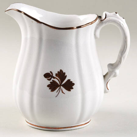 Tea Leaf Creamer