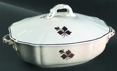 Tea Leaf Oval Covered Vegetable