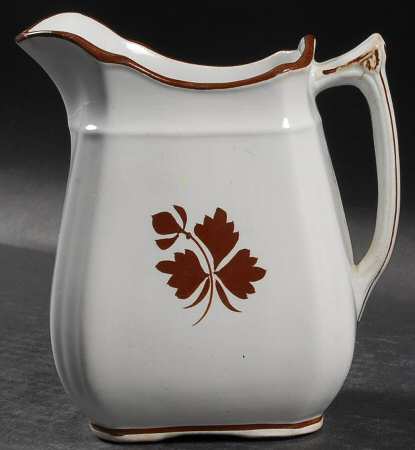 Tea Leaf Oversize Creamer