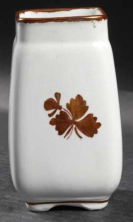 Tea Leaf Toothbrush Holder