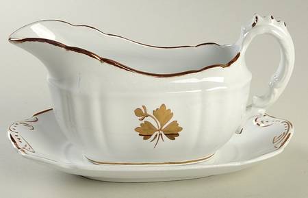Tea Leaf Gravy Boat & Underplate