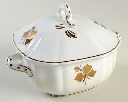 Tea Leaf Square Covered Butter with Strainer