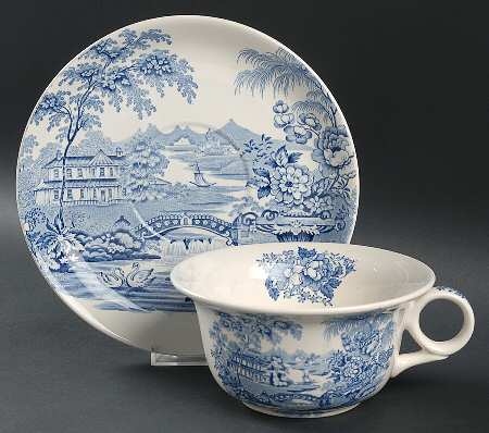 Tonquin Blue Jumbo Cup & Saucer Set