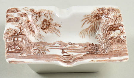 Tonquin Brown Small Ashtray