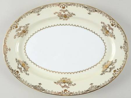 Augusta (Older, Gold Trim) 14" Oval Serving Platter
