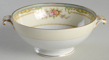 Cameron Footed Cream Soup Bowl