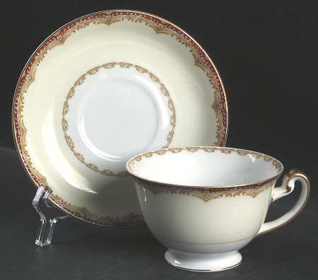 Celestine Footed Cup & Saucer Set