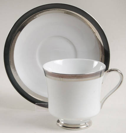 Duchess Footed Cup & Saucer Set