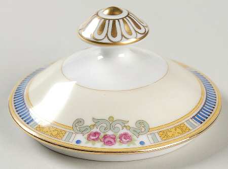 The Hampton Lid for Sugar Bowl